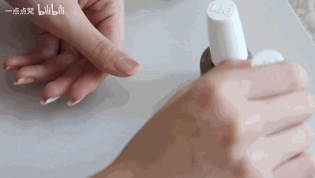 新手小白第一次做美甲要注意哪些,美甲新手入门教程美甲店