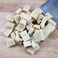 牙龈肿痛可以喝白萝卜骨头汤吗,牙龈肿痛买瘦肉煲什么汤