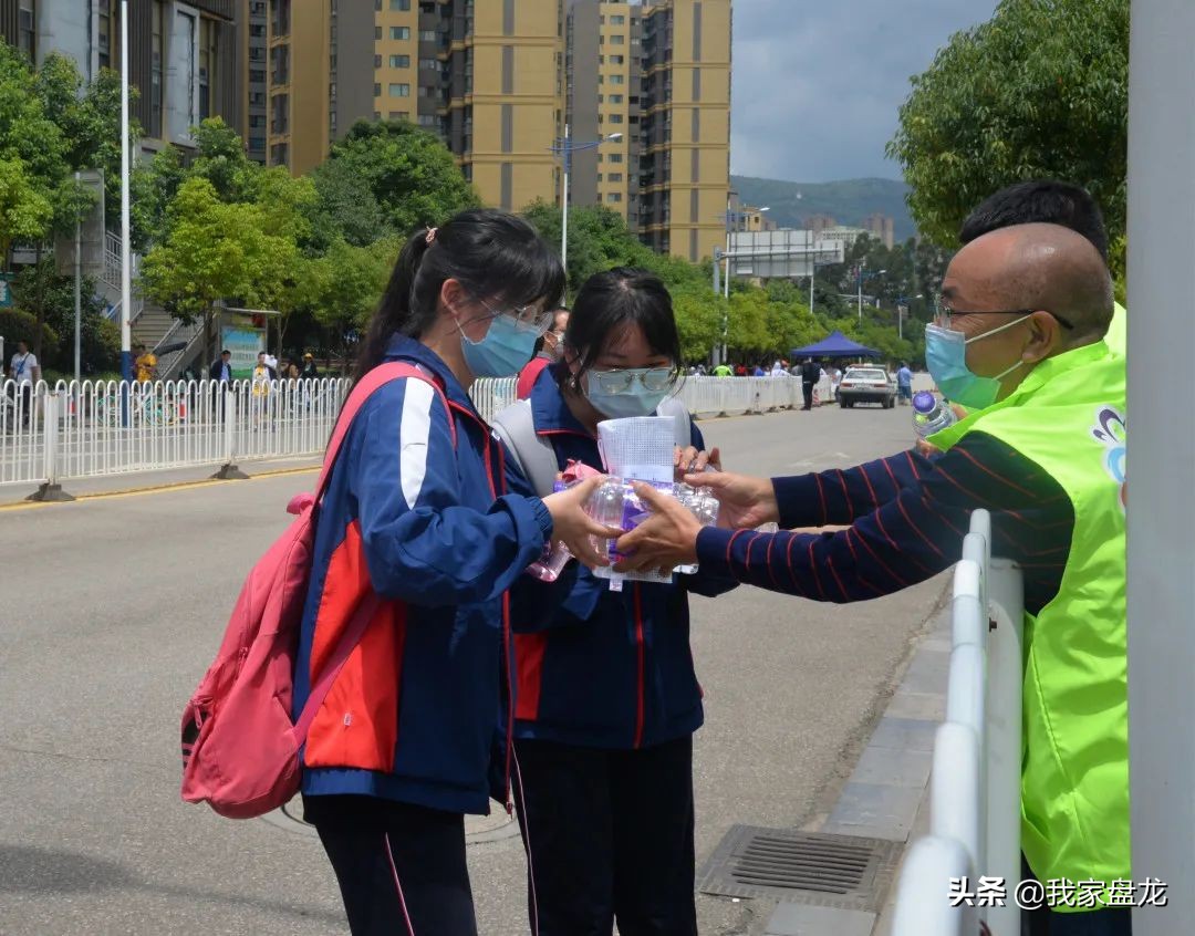 助力高考砥砺前行,助力高考为梦想护航是什么意思