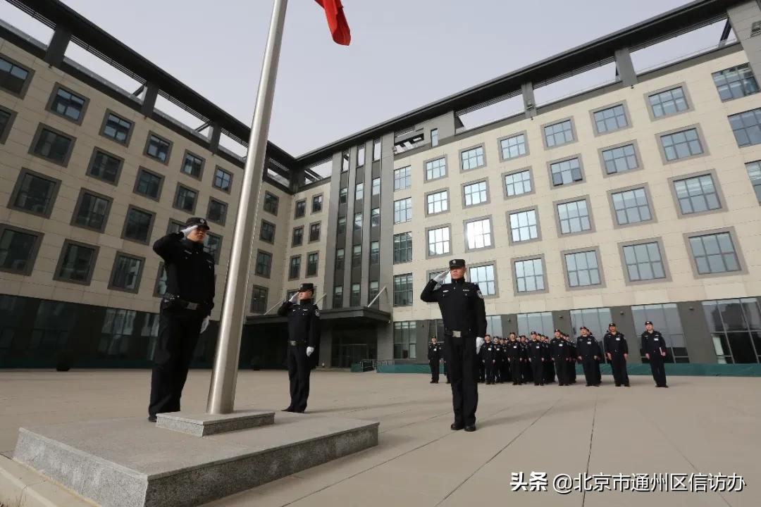 新提拔领导干部培训班,给新上任的基层专干培训