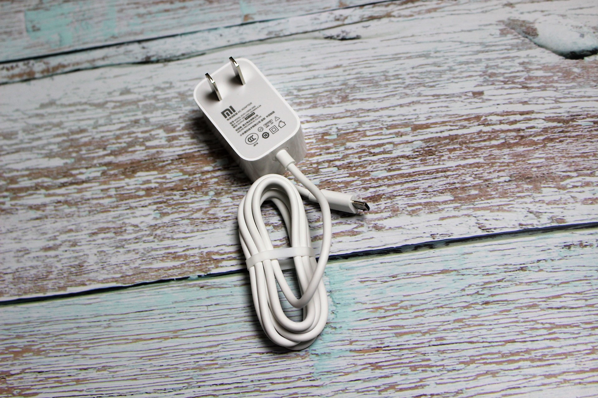 小米小爱触屏音箱pro8和小度x8,小米redmi小爱触屏音箱pro8英寸