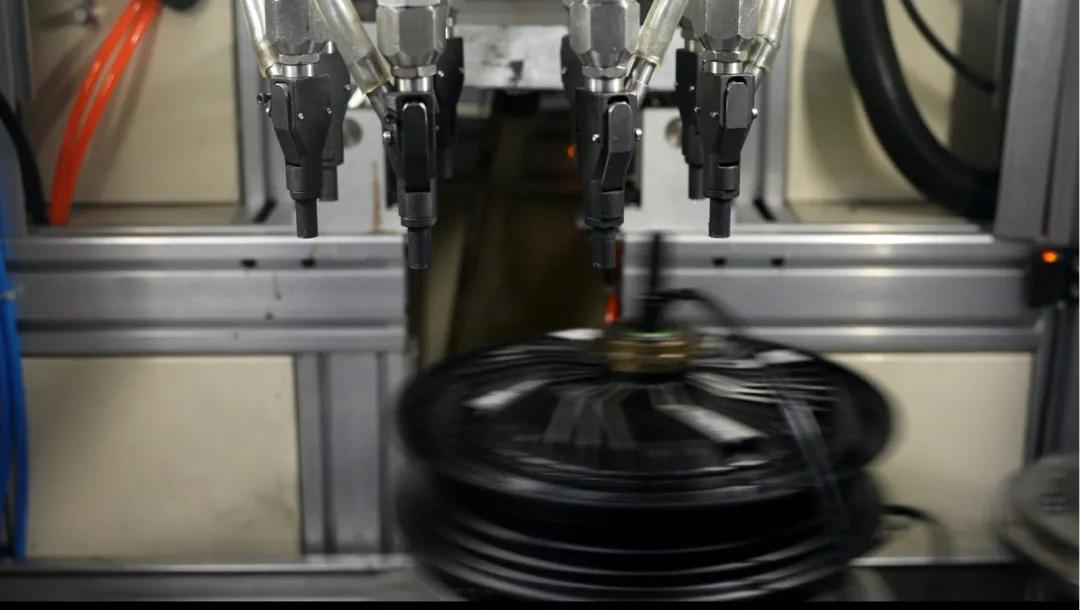 绿源电动车液冷电机放久了走不了,绿源液冷电机和雅迪电机哪个好些