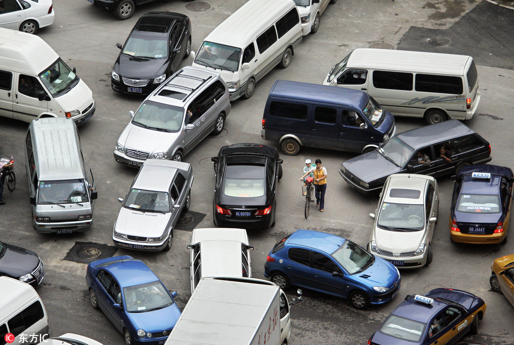 英语中人们的高级替换词,作文常用单词高级词替换