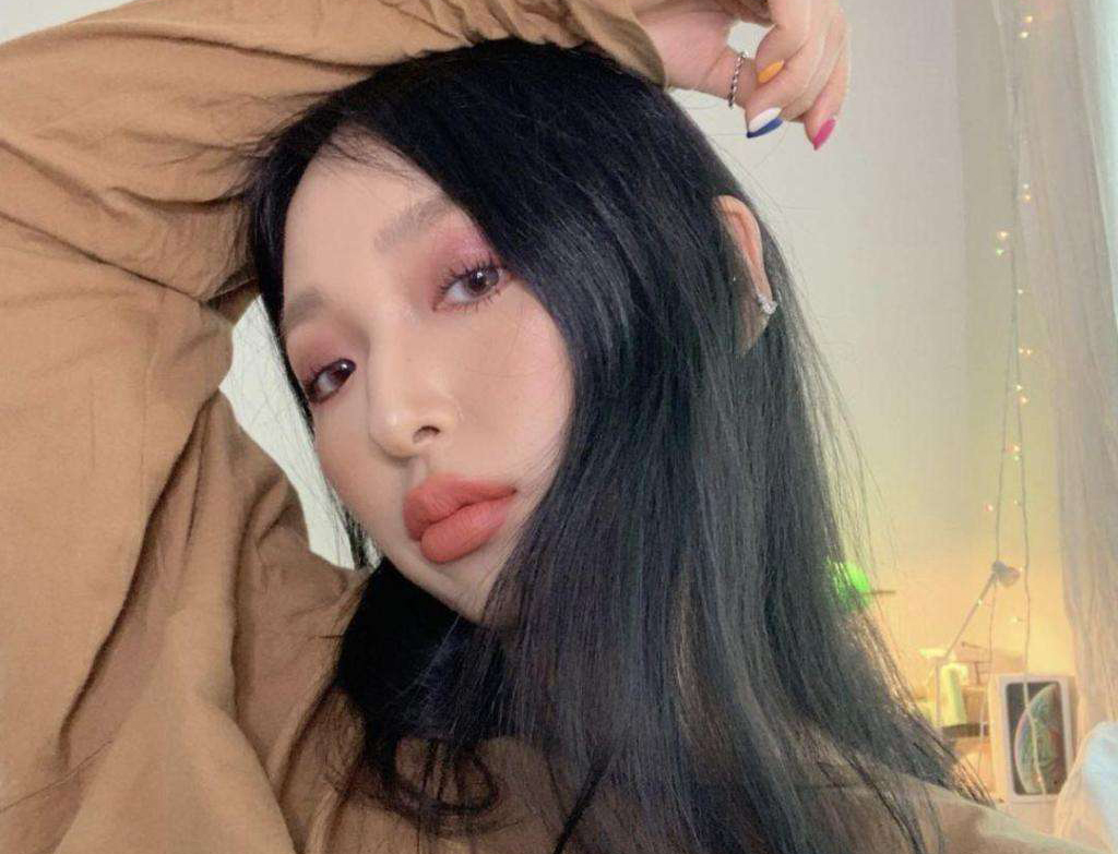 单眼皮一大一小怎么画单眼皮眼妆,单眼皮女生适合的风格