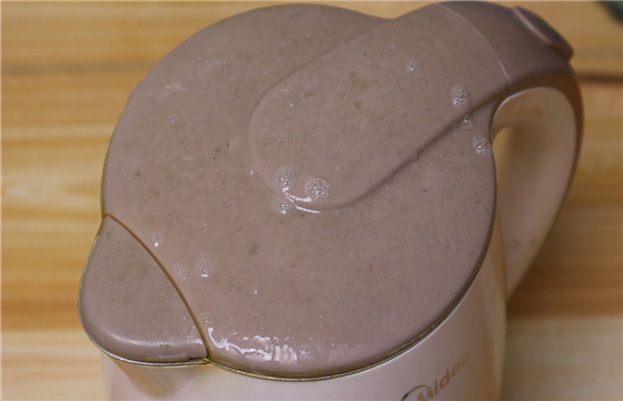 白醋倒进洗衣液怎么样,白醋倒进洗衣液里