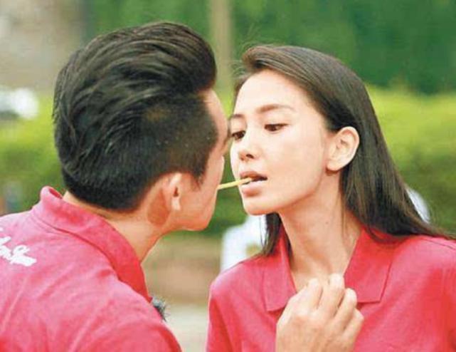 郑恺对杨颖态度反差,郑恺和杨颖真的互相喜欢吗