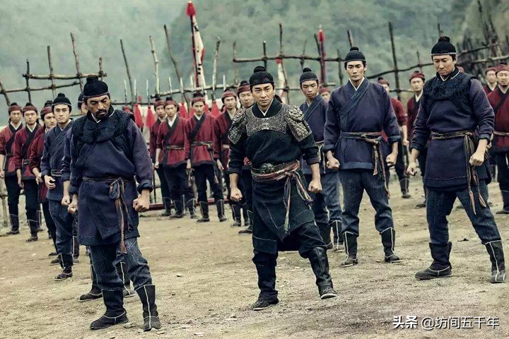 独在异乡者的家国情感,独在异乡的游子不忘初心