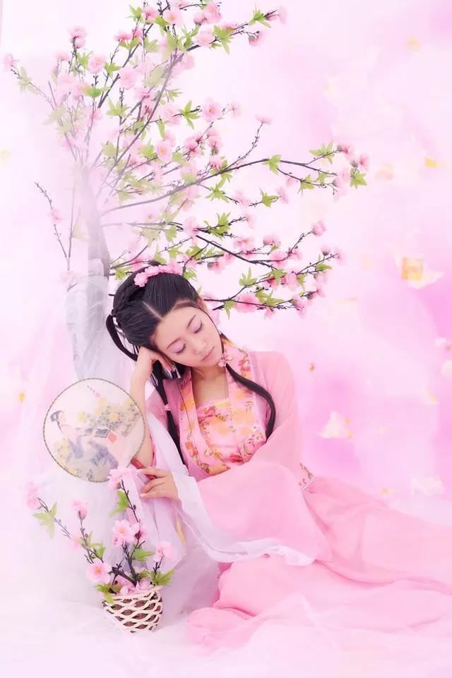 “老牛吃嫩草”的北宋词人张先，坊间花色故事