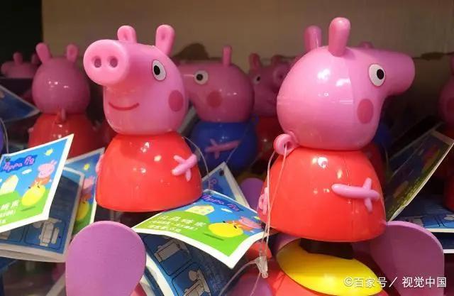 用小猪佩奇陪孩子自学英语,用小猪佩奇练习英语口语