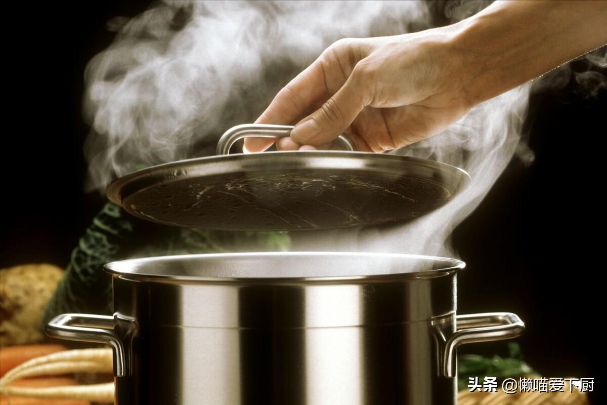 清蒸鱼的各类做法什么鱼清蒸好吃,清蒸鱼蒸几分钟最合适呢