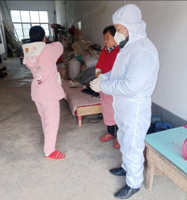 河南正阳傅寨：把疫情一线当课堂大学生倾情献家乡