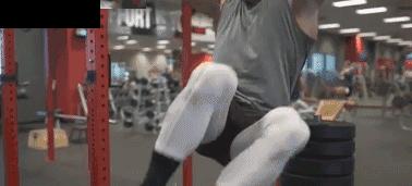 女生负重练腹肌马甲线教程,一对小哑铃负重马甲线训练