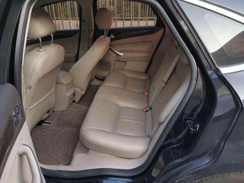 2011福特蒙迪欧致胜手动挡,2011年福特蒙迪欧致胜排量2.0t