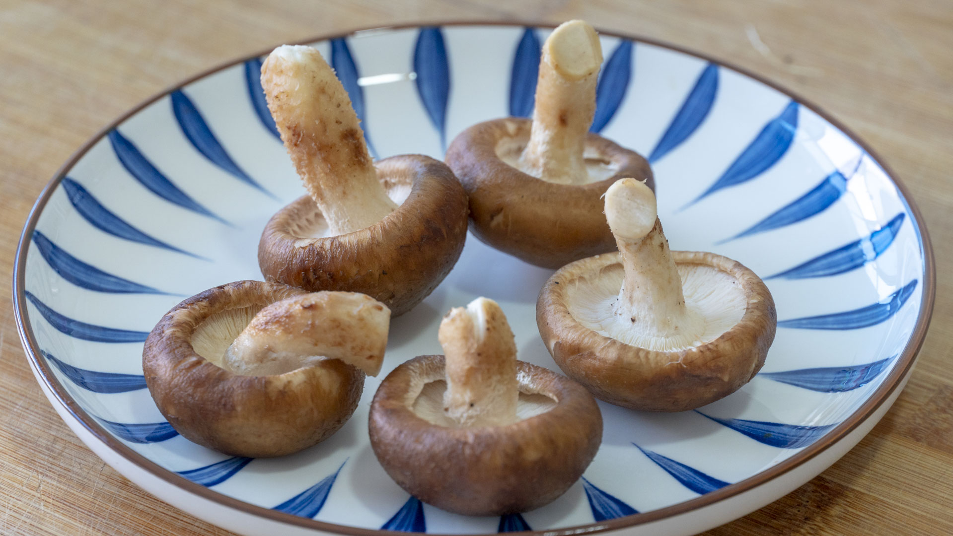 天冷喝什么养生汤暖身,降温后多喝4种汤暖身润燥营养高