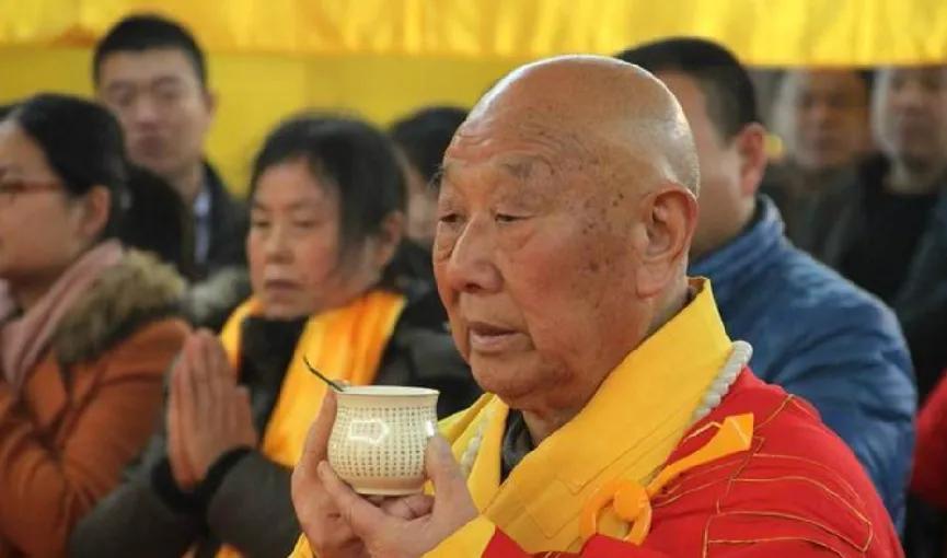 舍利子是高僧圆寂前吞下什么了吗,高僧圆寂后的舍利子究竟是什么