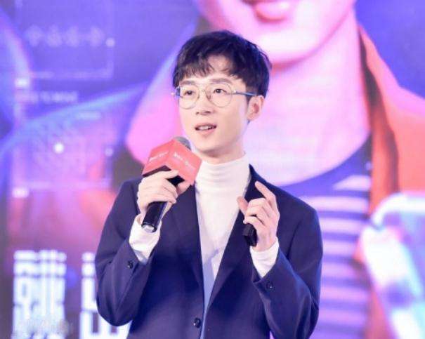 快手王小歪解说和平精英,快手和平精英直播十大主播排名