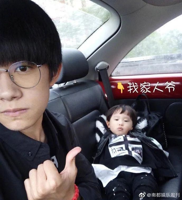 小孩父母双亡担起养家的重担,小小年纪就要扛起养家的重担