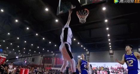 在聚光灯下说想赢，没有什么不可以