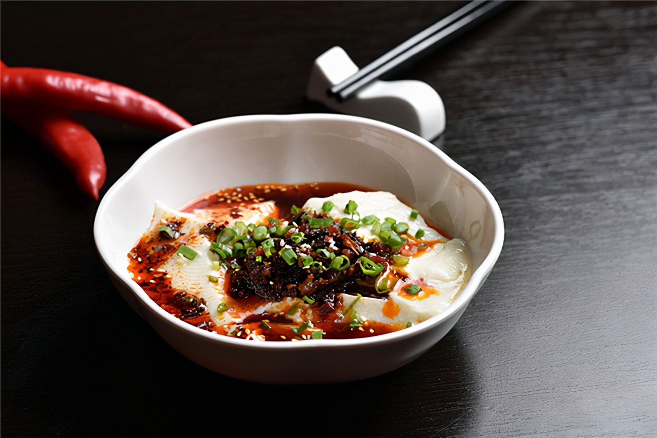 四川有什么特点的好吃的小吃,正宗的四川小吃什么最火爆又好吃