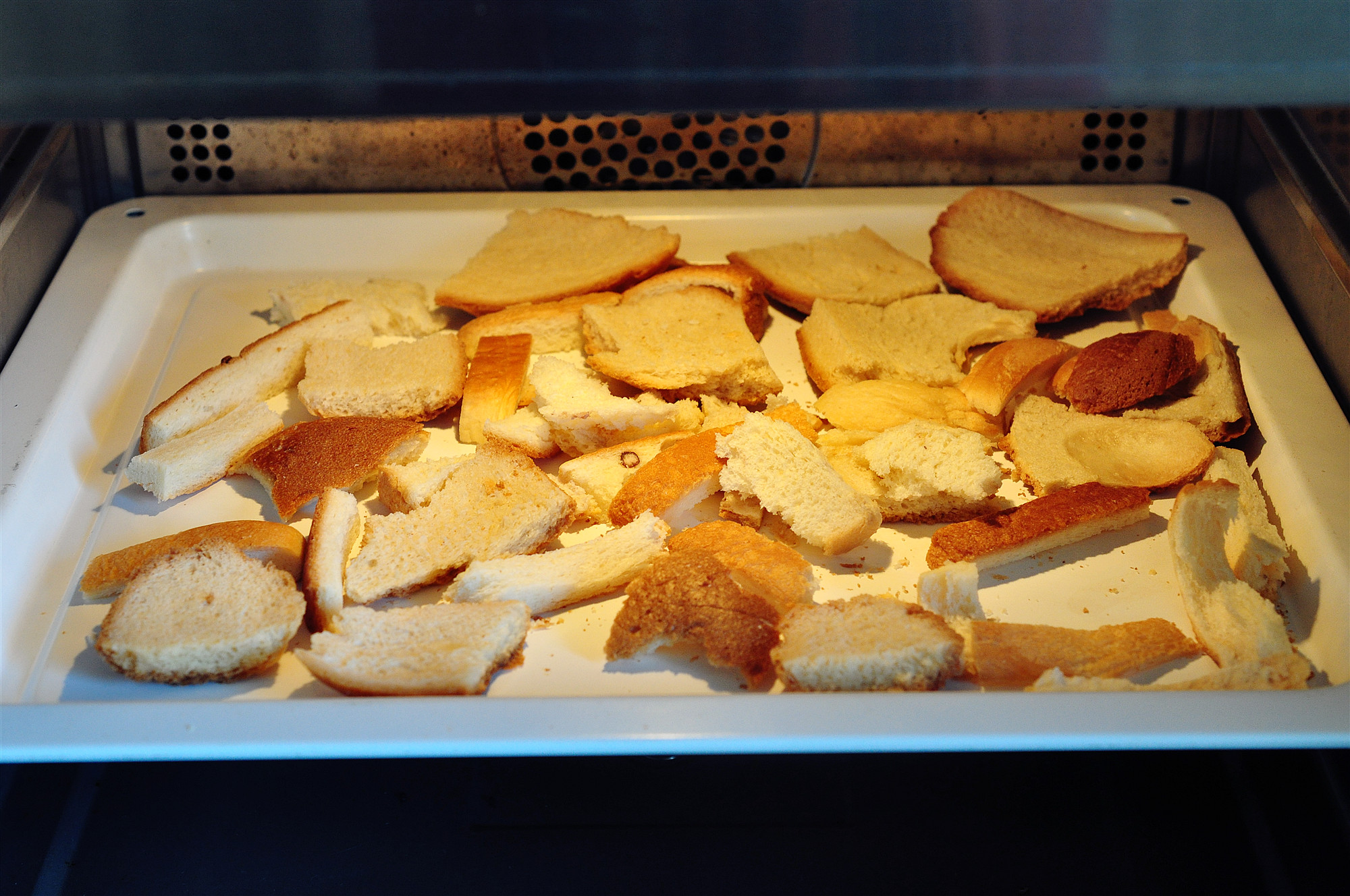 剩面包不要扔了,剩面包做甜品