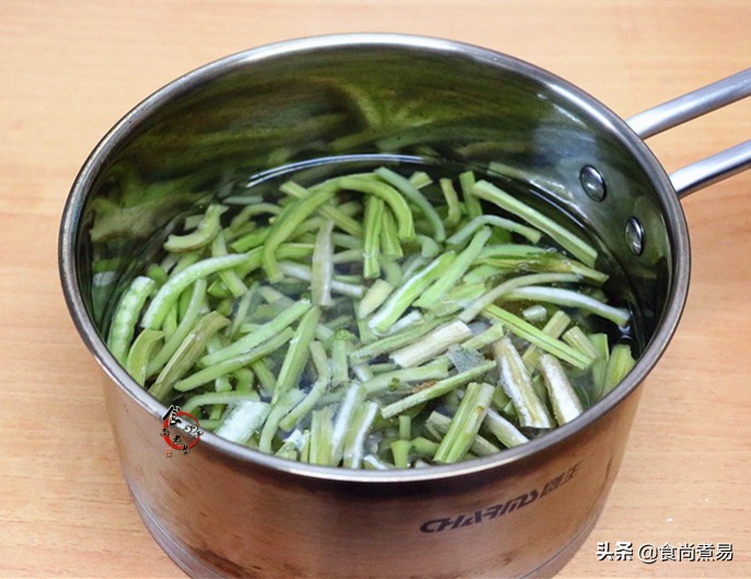 入秋后天天惦记吃它鲜香好下饭,入秋后推荐8道大口吃肉的硬菜