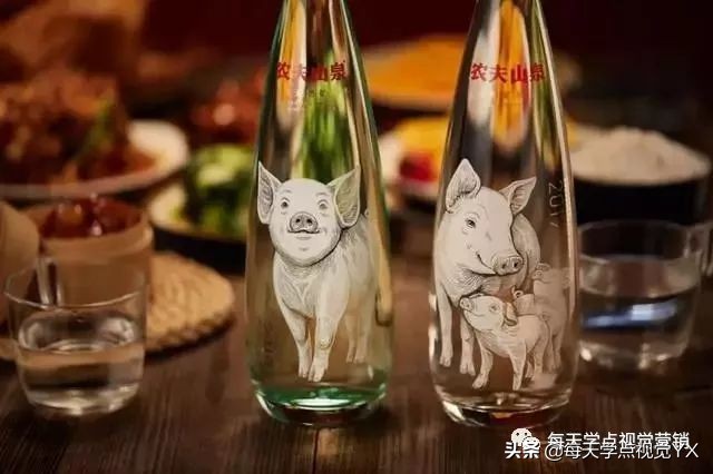 可口可乐翻转瓶营销方案,可口可乐翻转瓶广告