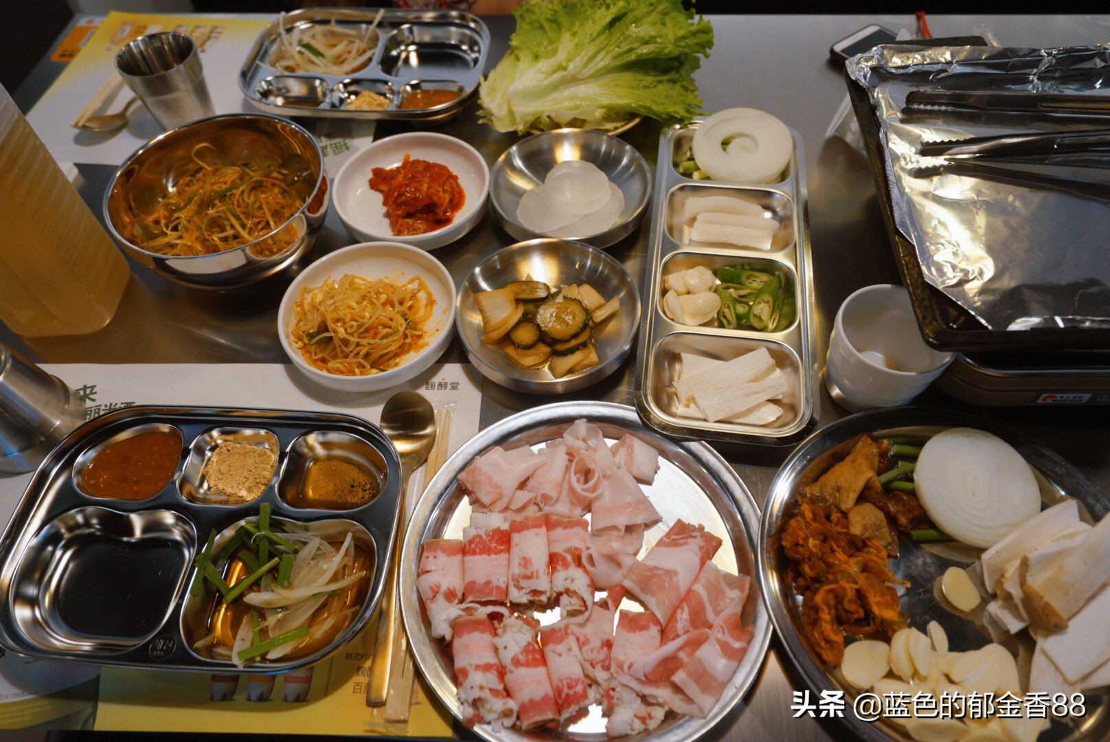 韩国传统烤肉店服务员,在中国去韩国烤肉店说韩语点餐