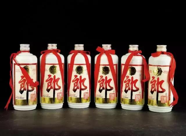 中国名酒排名前十名的酒及度数,纯粮食酒十大低端名酒排行榜