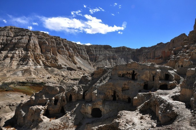 雄踞阿里高原七百年，苍凉到极致的后藏秘境，消失的古格王朝