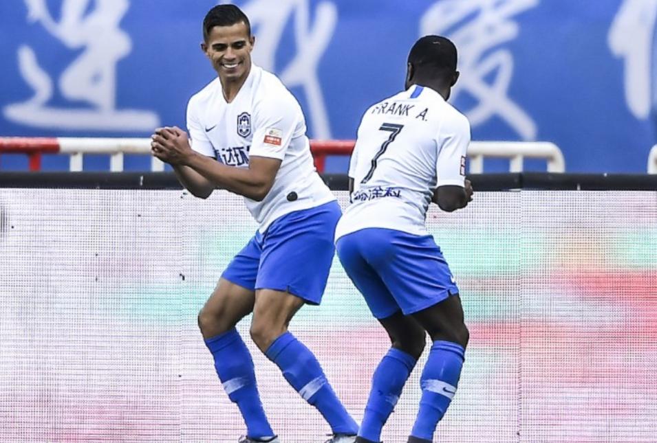 最新中超转会汇总：曝申花敲定新外援上港新帅或带嫡系球员加盟