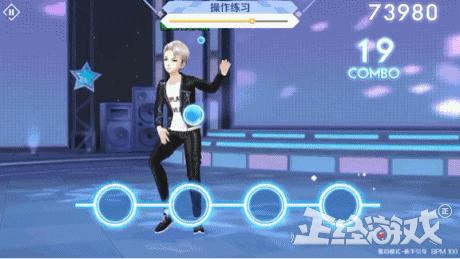 腾讯10年前最火的游戏，当年100万人同时在线，如今凉到不能再凉