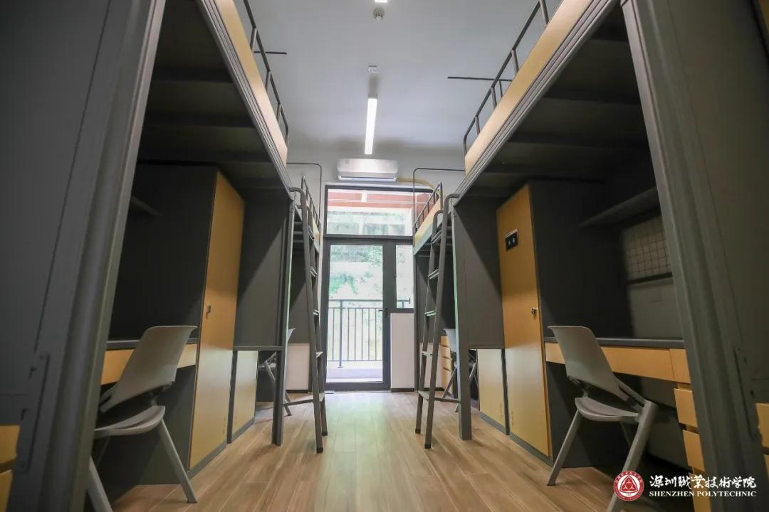 深职宿舍真实现状,深职吊打985