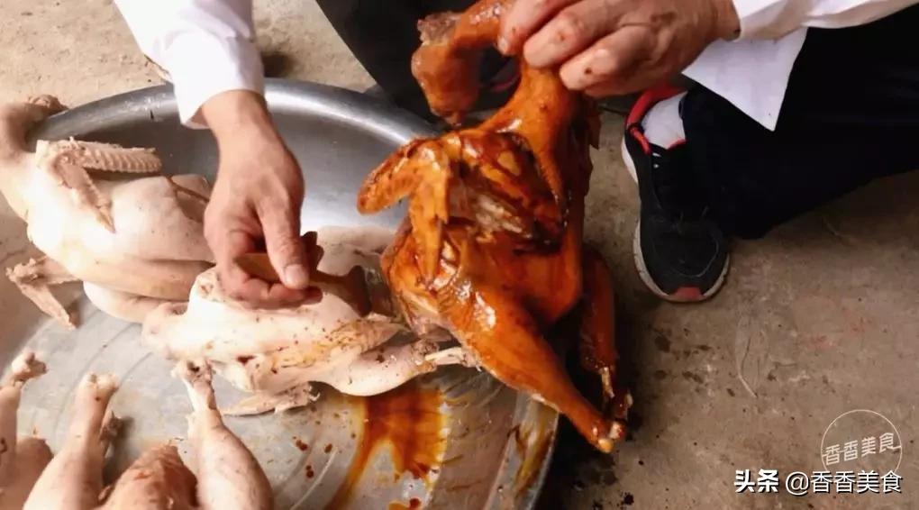 刀剁斧劈棒子夯，吃个鸡搁得住这样？