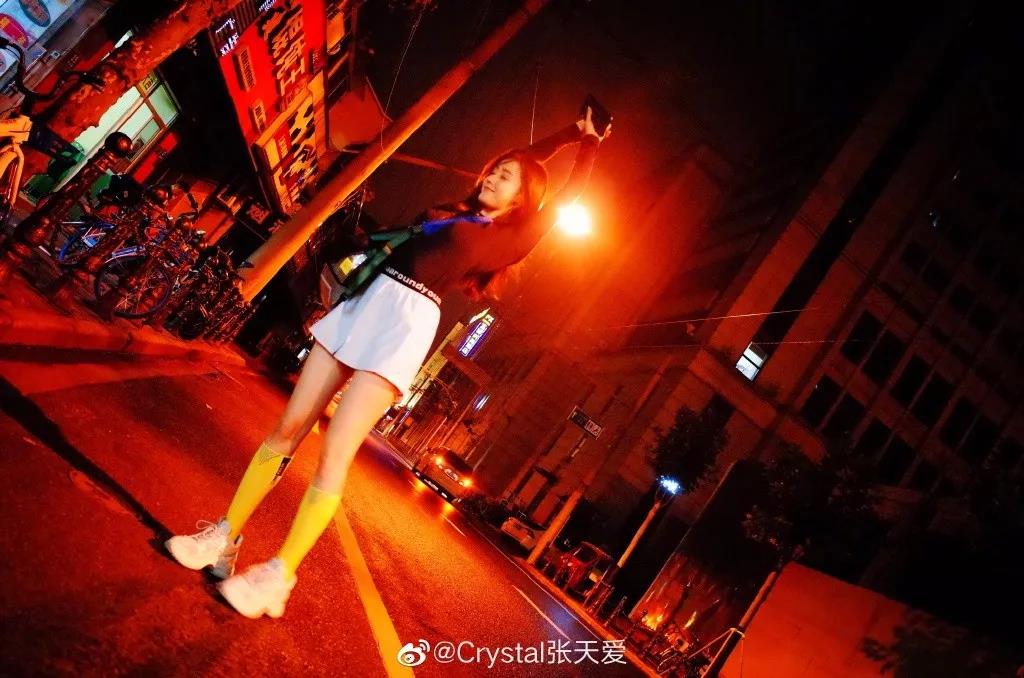 杨幂张天爱机场私服,张天爱和杨幂同框