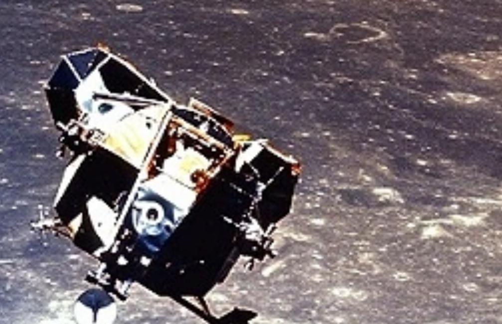 一光年的距离光需要多久才能到达,光走完一光年需要一年吗