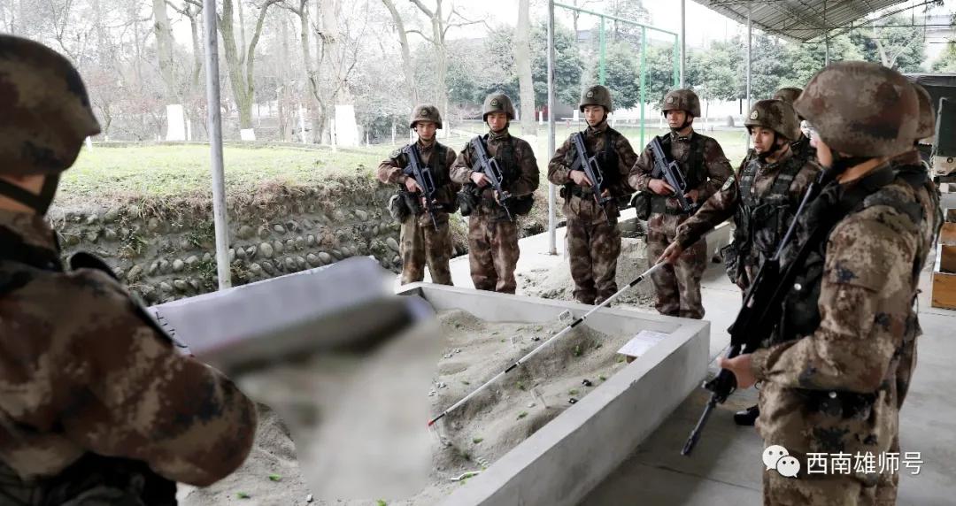 少校副营长能管多少人,两个三等功一个二等功什么军衔