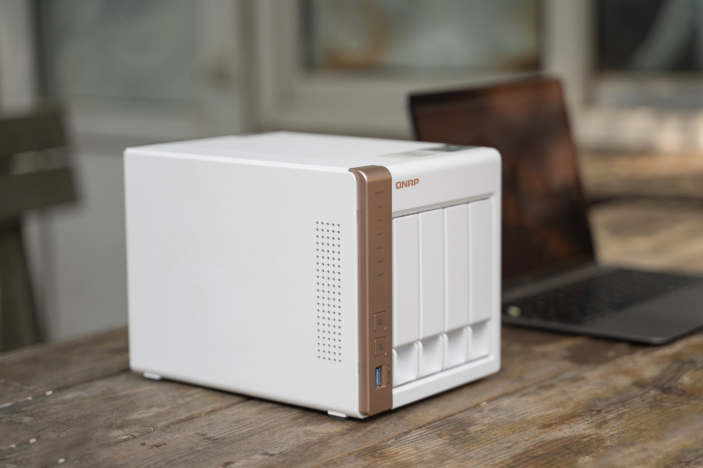 西数240ssd固态蓝盘硬盘评测,2.5寸hdd硬盘和ssd硬盘