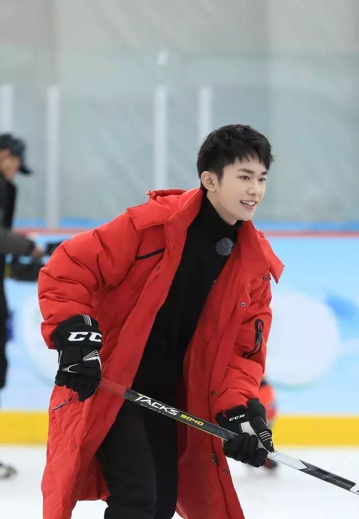 易烊千玺为什么这么吸引人,十七岁的易烊千玺经历了什么