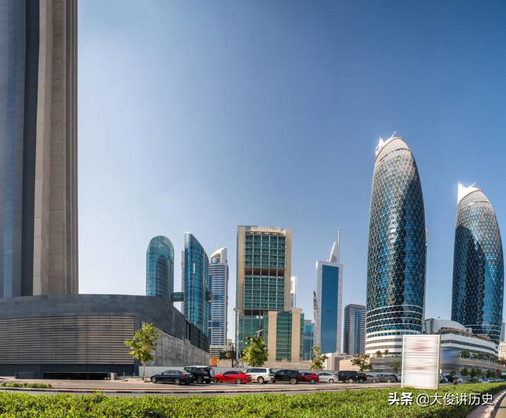 迪拜是中东的金融中心吗,迪拜是怎样从小渔村变成中东cbd的