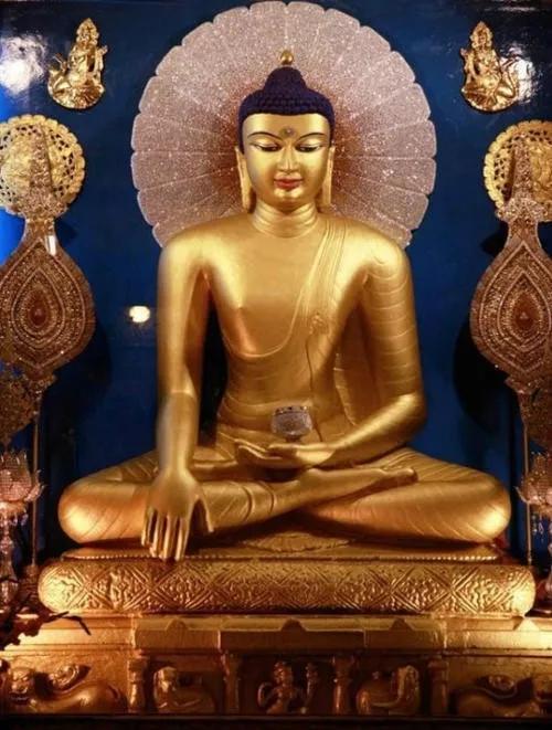 耶稣释迦牟尼孔子老子的出生年代,老子释迦摩尼耶稣都是哪个时期