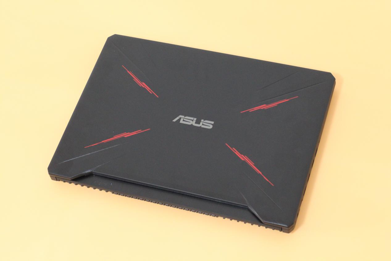 华硕飞行堡垒7锐龙版测评amd,华硕飞行堡垒7amd版本显卡在哪里