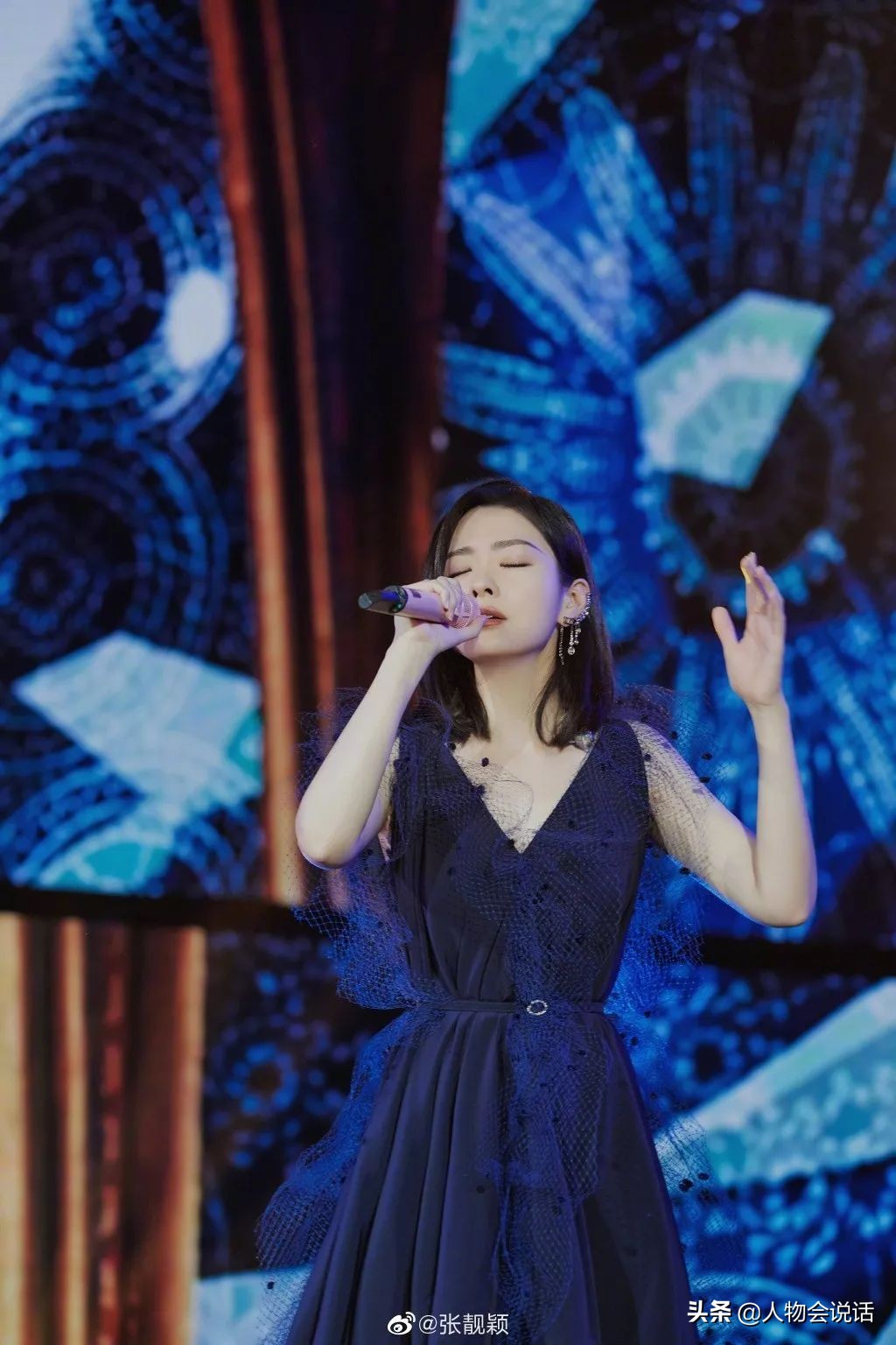 张靓颖人生选择题第2期,张靓颖当年驻唱