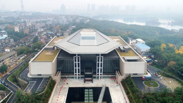 长沙是个网红流量城市,震撼外国的网红城市长沙
