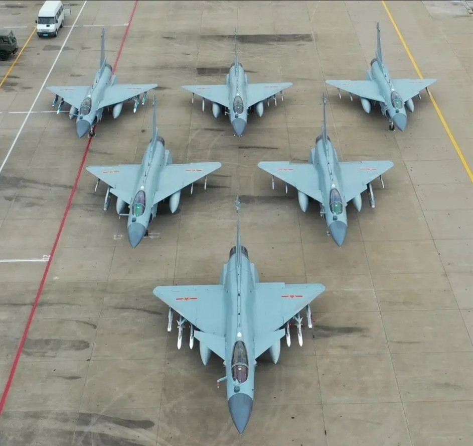 歼10c与f16v哪个厉害,台湾空军f-16v歼10c