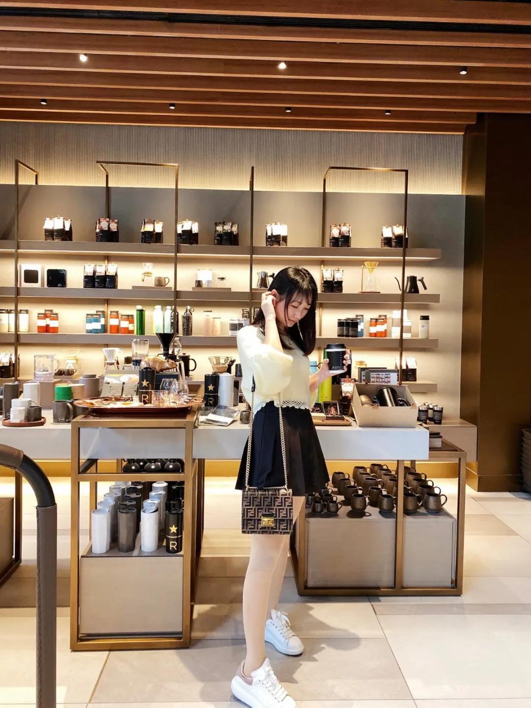 探店星巴克臻选,星巴克臻选店探店