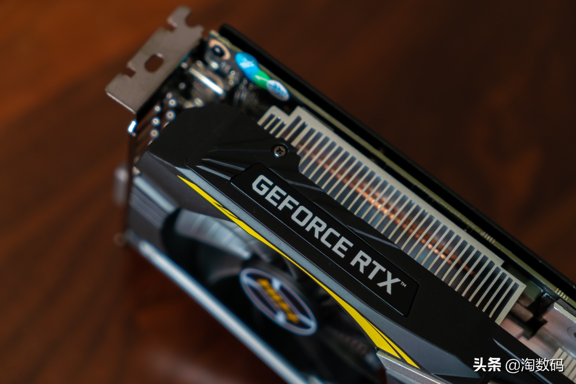 rtx2060对比rx5700哪个好,rx5700和rtx2060super怎么选