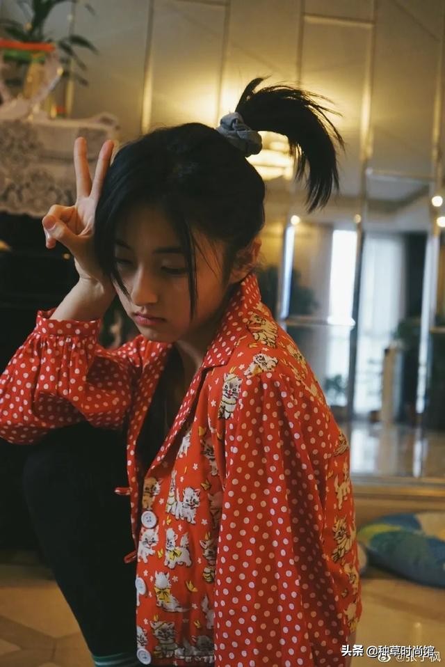 适合学生的穿搭高级感图集,小花穿搭图片大全