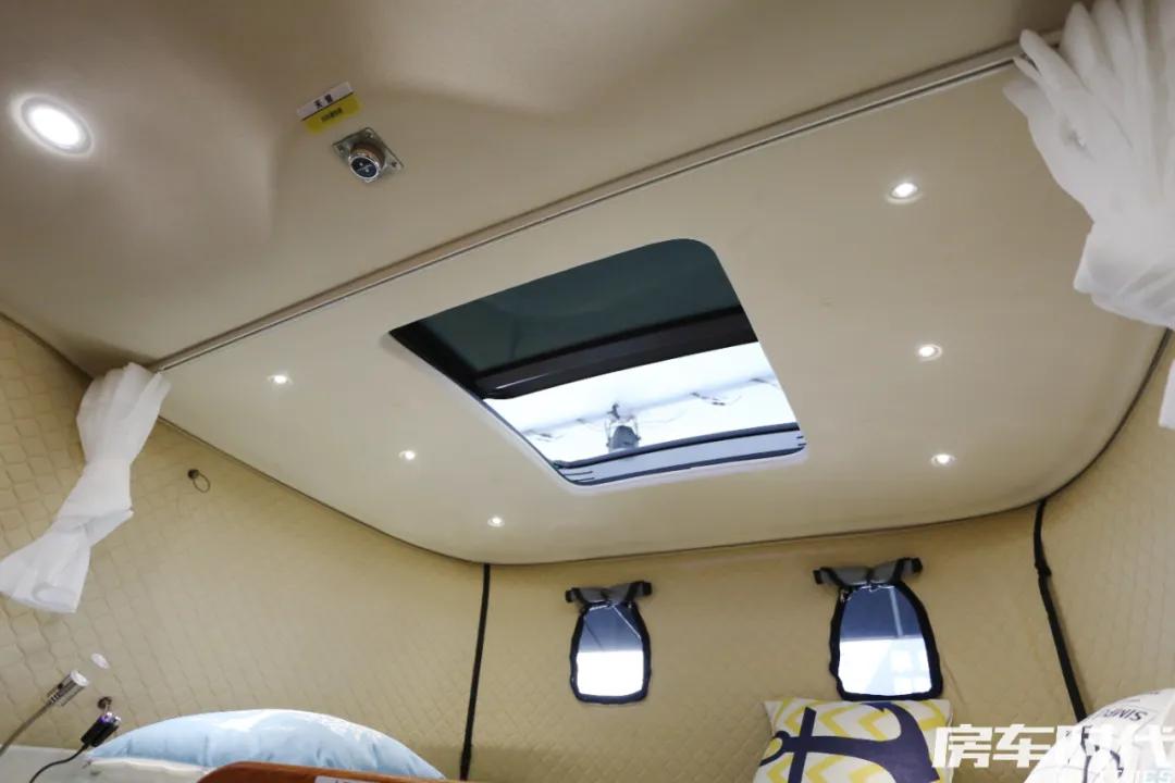 锐骐7霞客乐价格,霞客乐锐骐7黑色