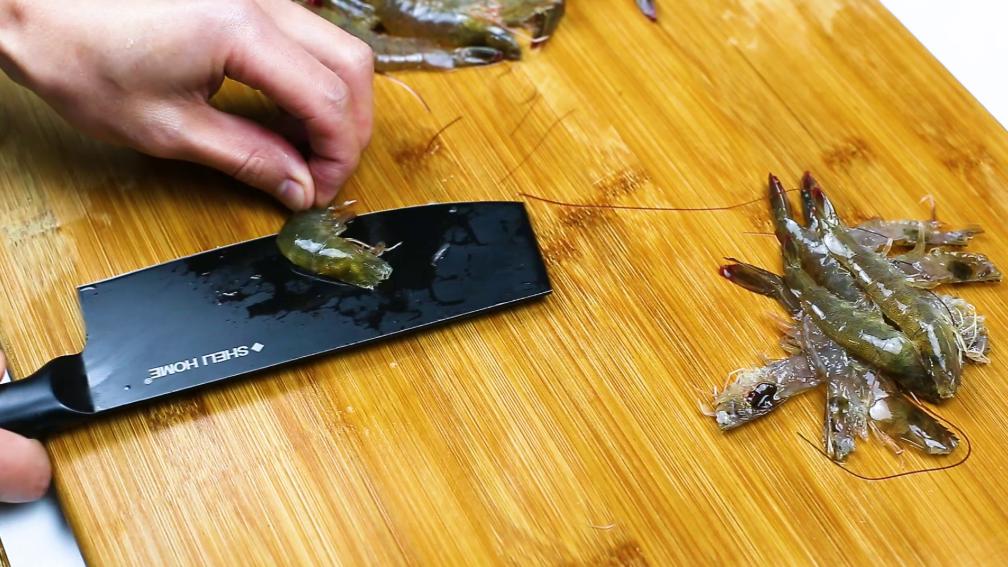 基围虾不油炸怎么做好吃,今天基围虾的五种经典做法