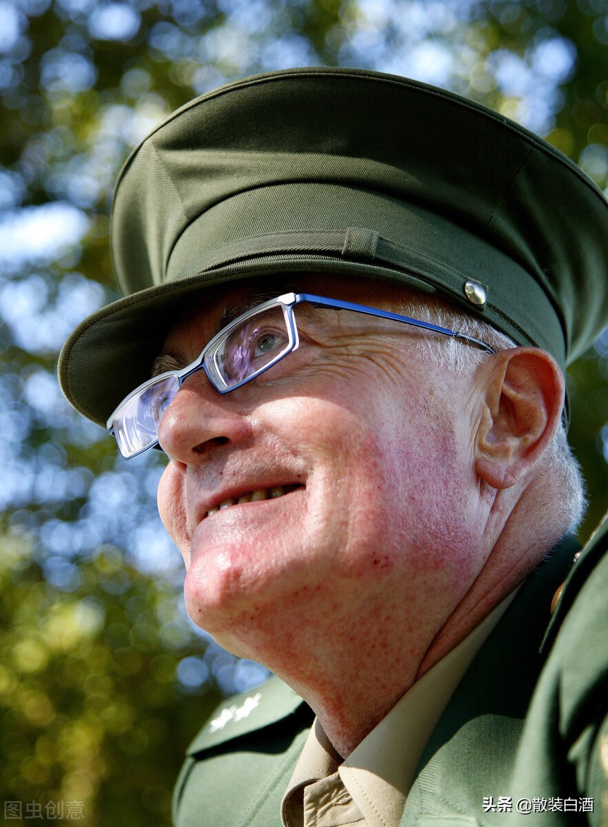 美军刚入伍的普通士兵工资是多少,美军士兵服役6年有什么待遇